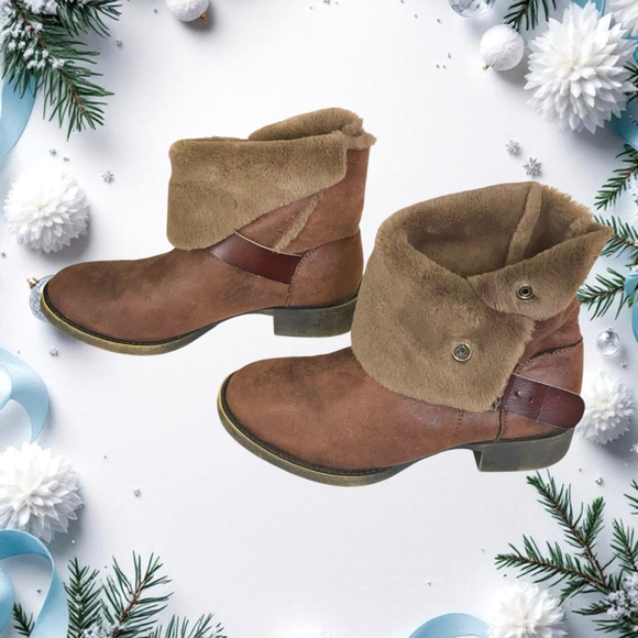 Blowfish Brown Faux Fur Faux Leather Snap Buckle Ankle Boots Women Sz 7 - Picture 2 of 9